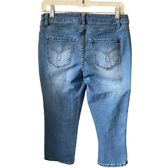 D Jeans Women's Capris Faded Denim Size 8 - Picture 8 of 13